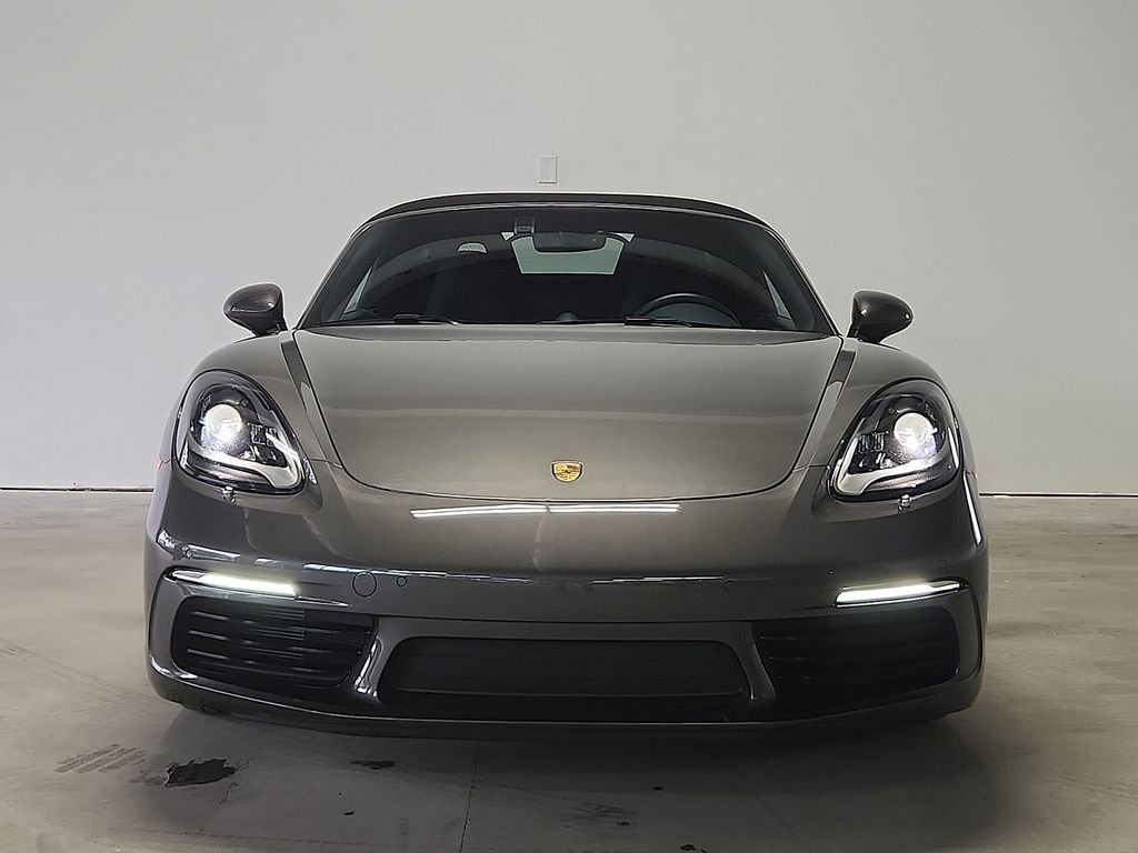 Certified 2025 Porsche 718 Boxster RWD image 8