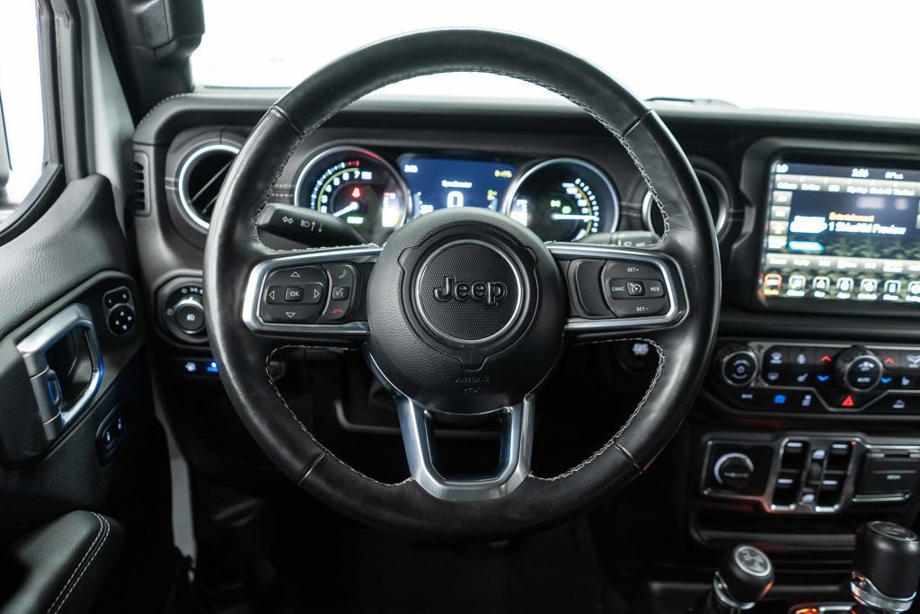 Used 2023 Jeep Wrangler Unlimited Sahara w/ Cold Weather Group AWD/4WD image 14