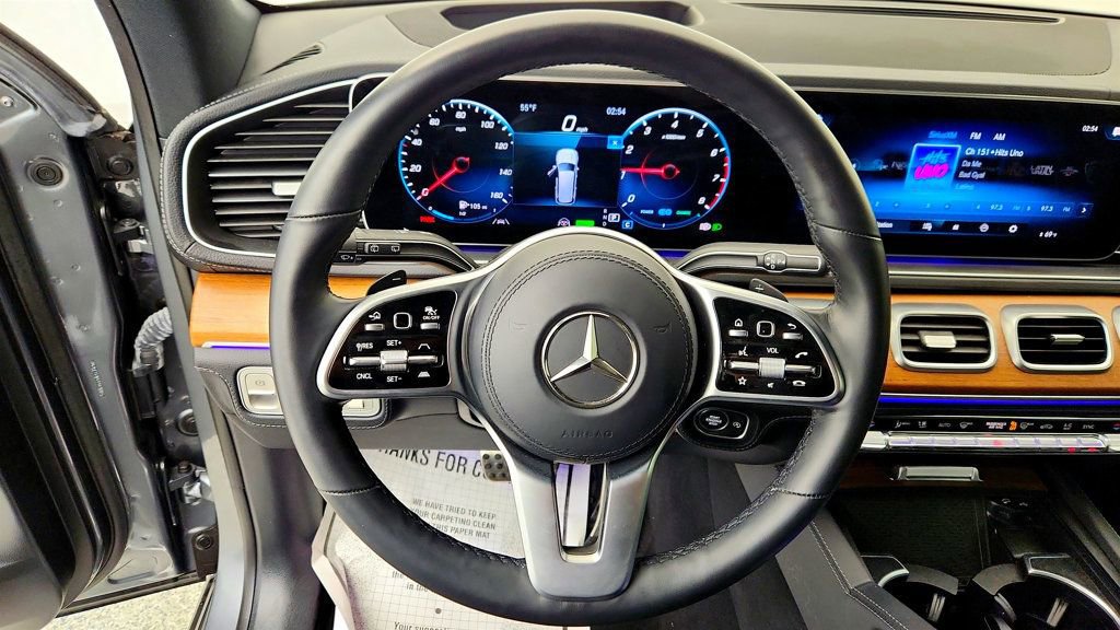 Used 2023 Mercedes-Benz GLS 580 4MATIC image 13
