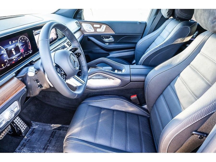 New 2026 Mercedes-Benz GLS 580 4MATIC image 19