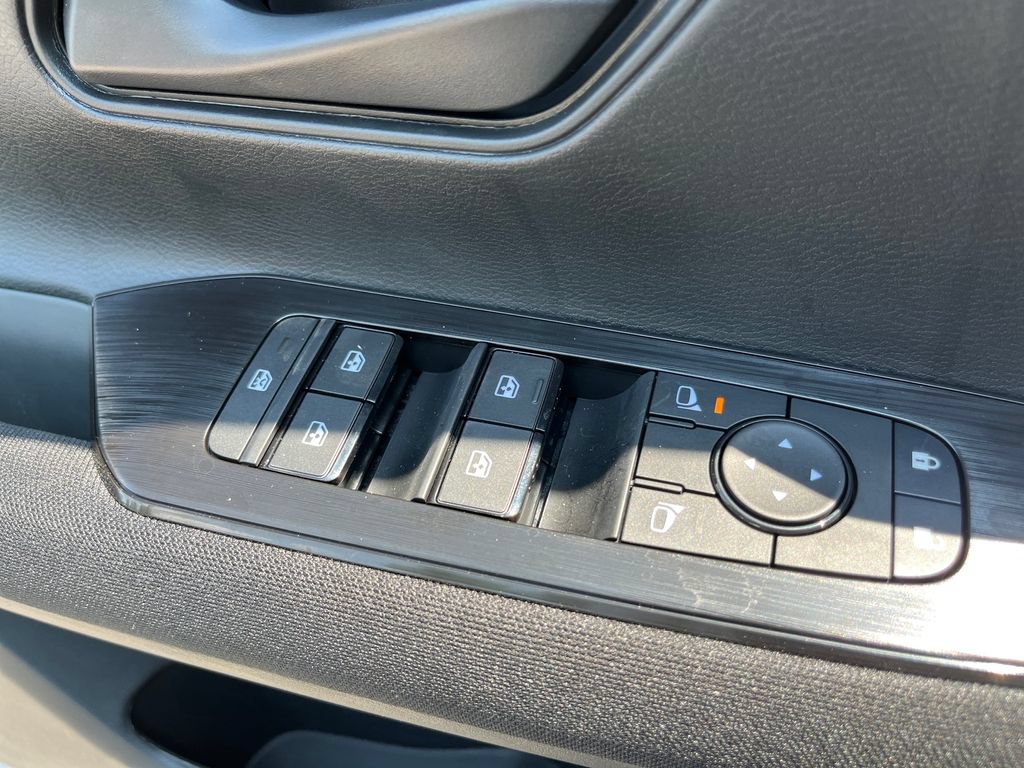New 2026 Nissan Kicks S FWD image 12