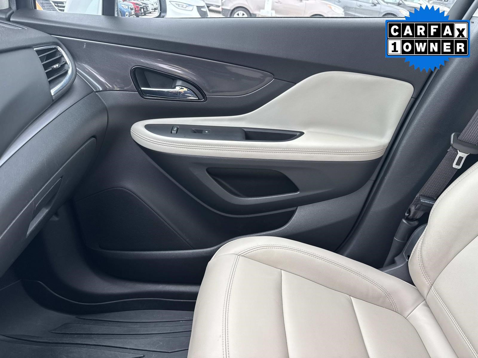 Used 2019 Buick Encore Essence w/ Safety Package II FWD image 25