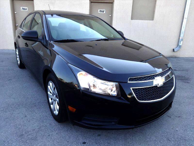 Used 2011 Chevrolet Cruze LS w/ Connectivity Package image 8