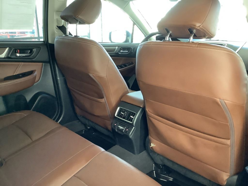Used 2018 Subaru Outback 2.5i Touring image 17