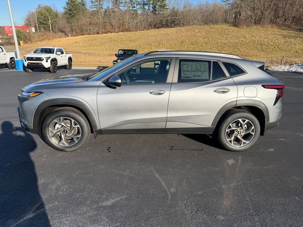 New 2026 Chevrolet Trax LT w/ Sunroof Package image 4