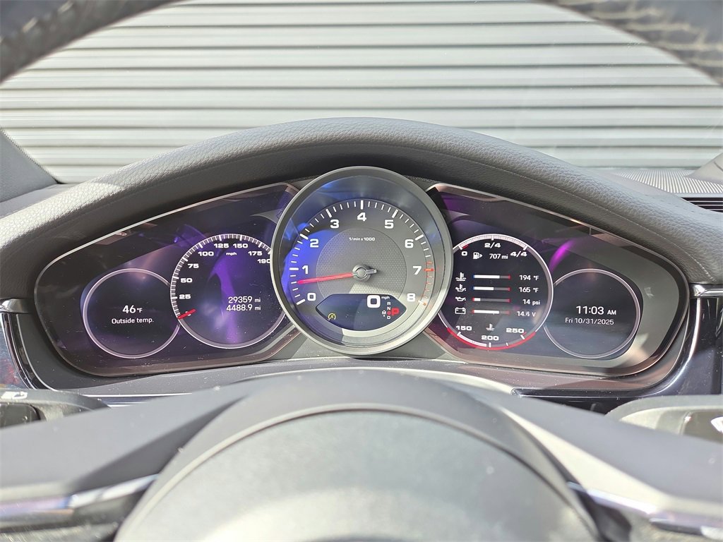 Used 2022 Porsche Panamera 4 image 10