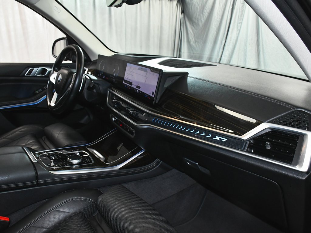 Used 2024 BMW X7 xDrive40i image 81
