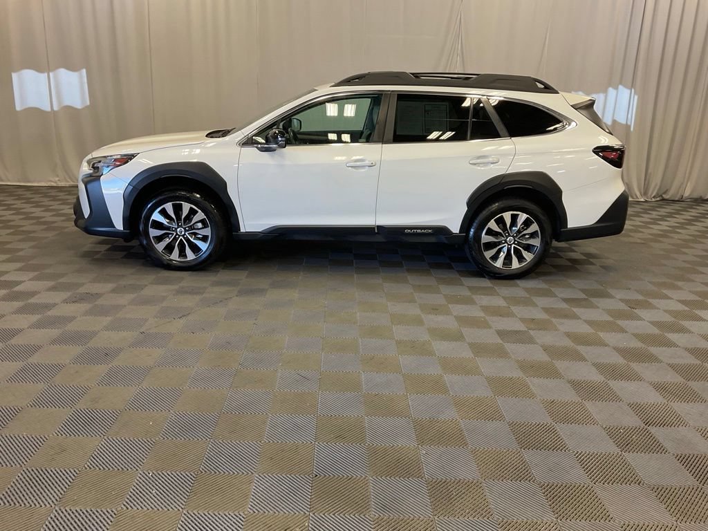 Used 2024 Subaru Outback Limited AWD/4WD image 15