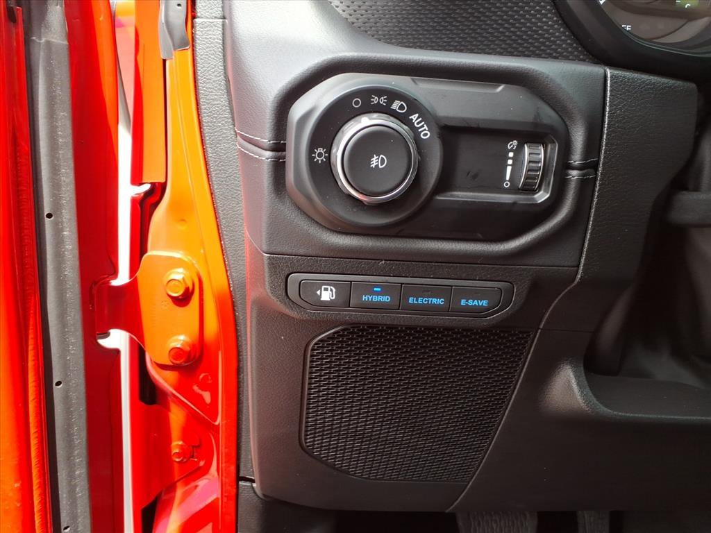 Used 2025 Jeep Wrangler Unlimited Rubicon 4xe w/ Safety Group image 17