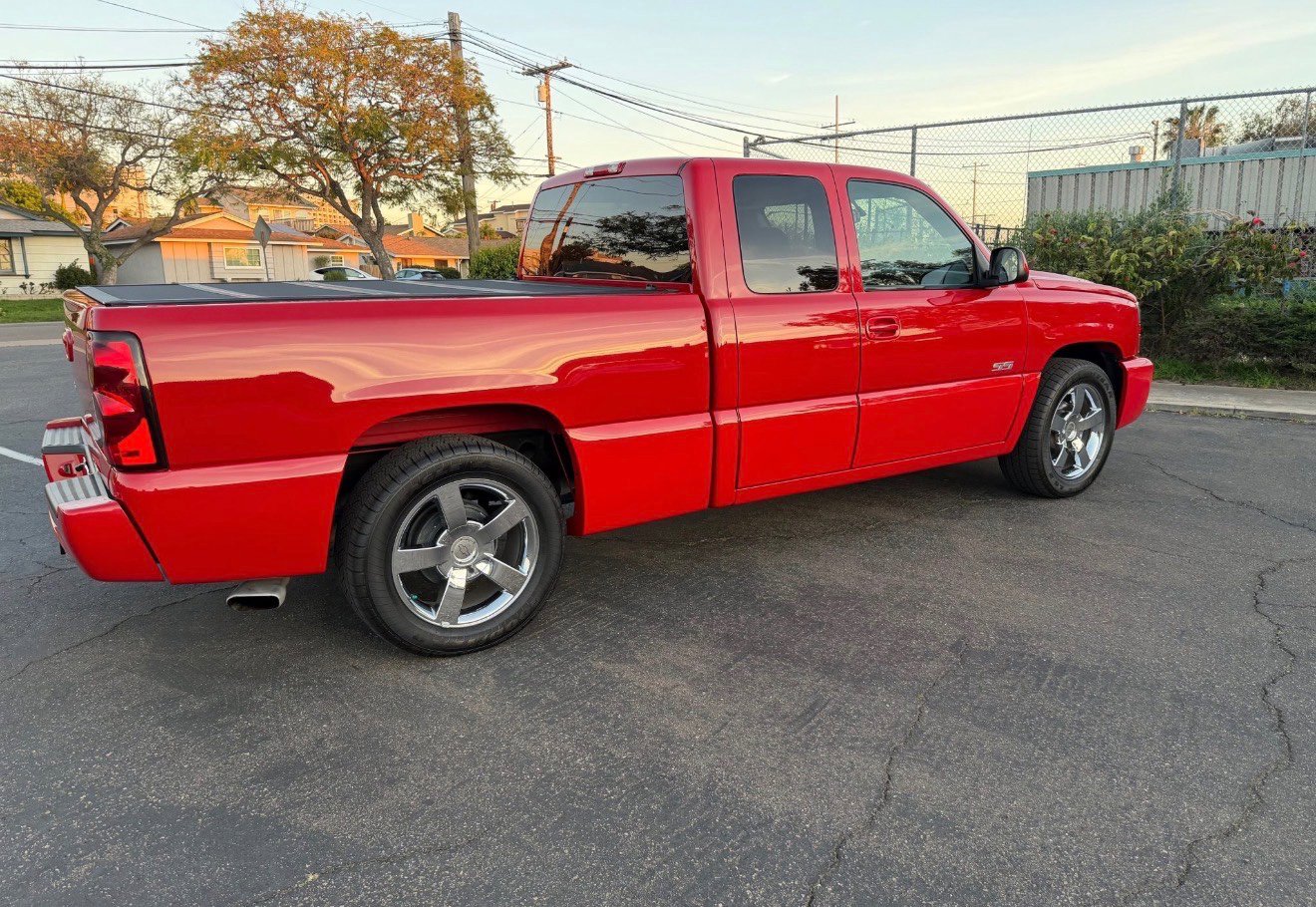 Used 2006 Chevrolet Silverado 1500 SS image 3