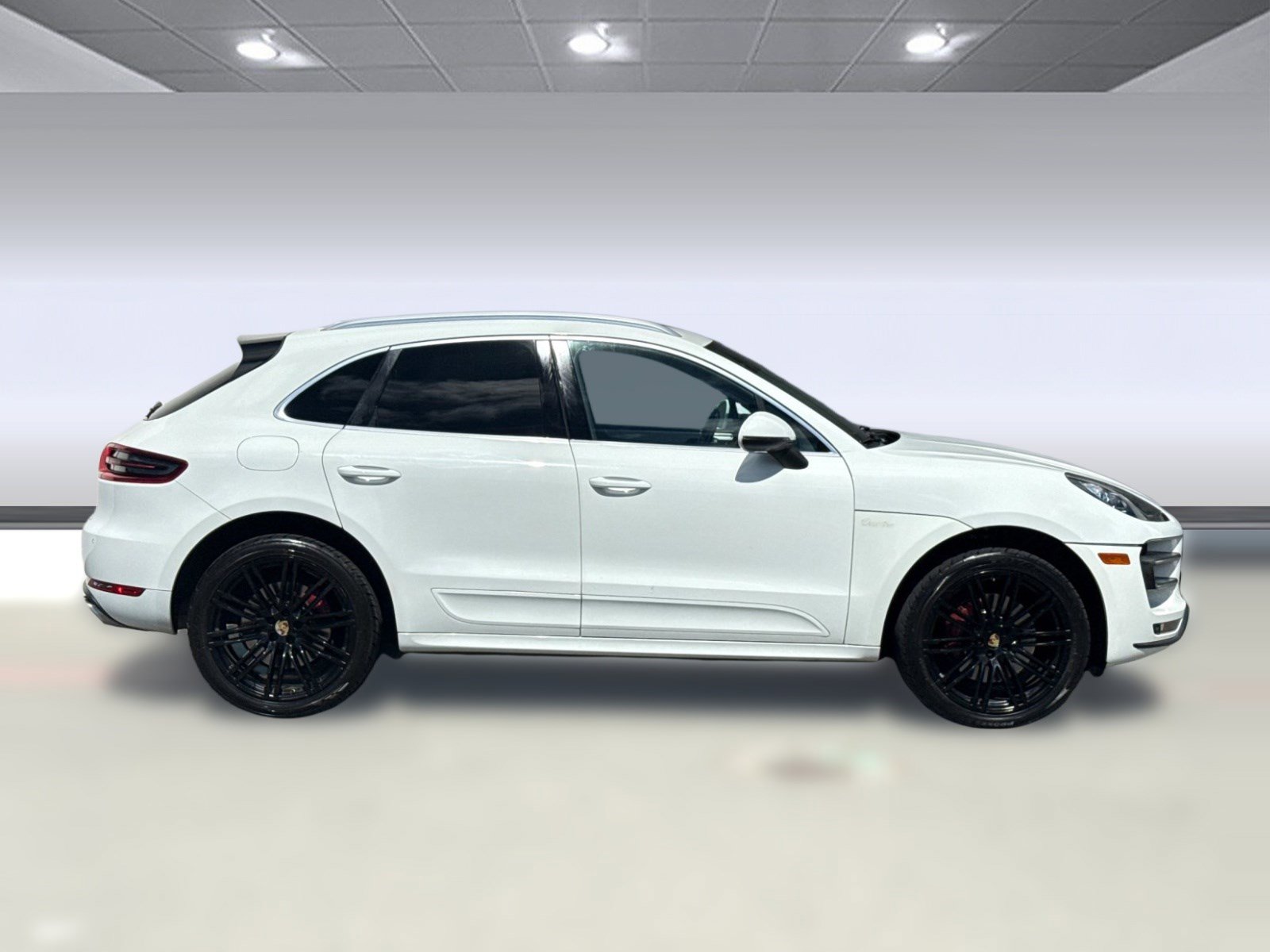 Used 2016 Porsche Macan Turbo image 7