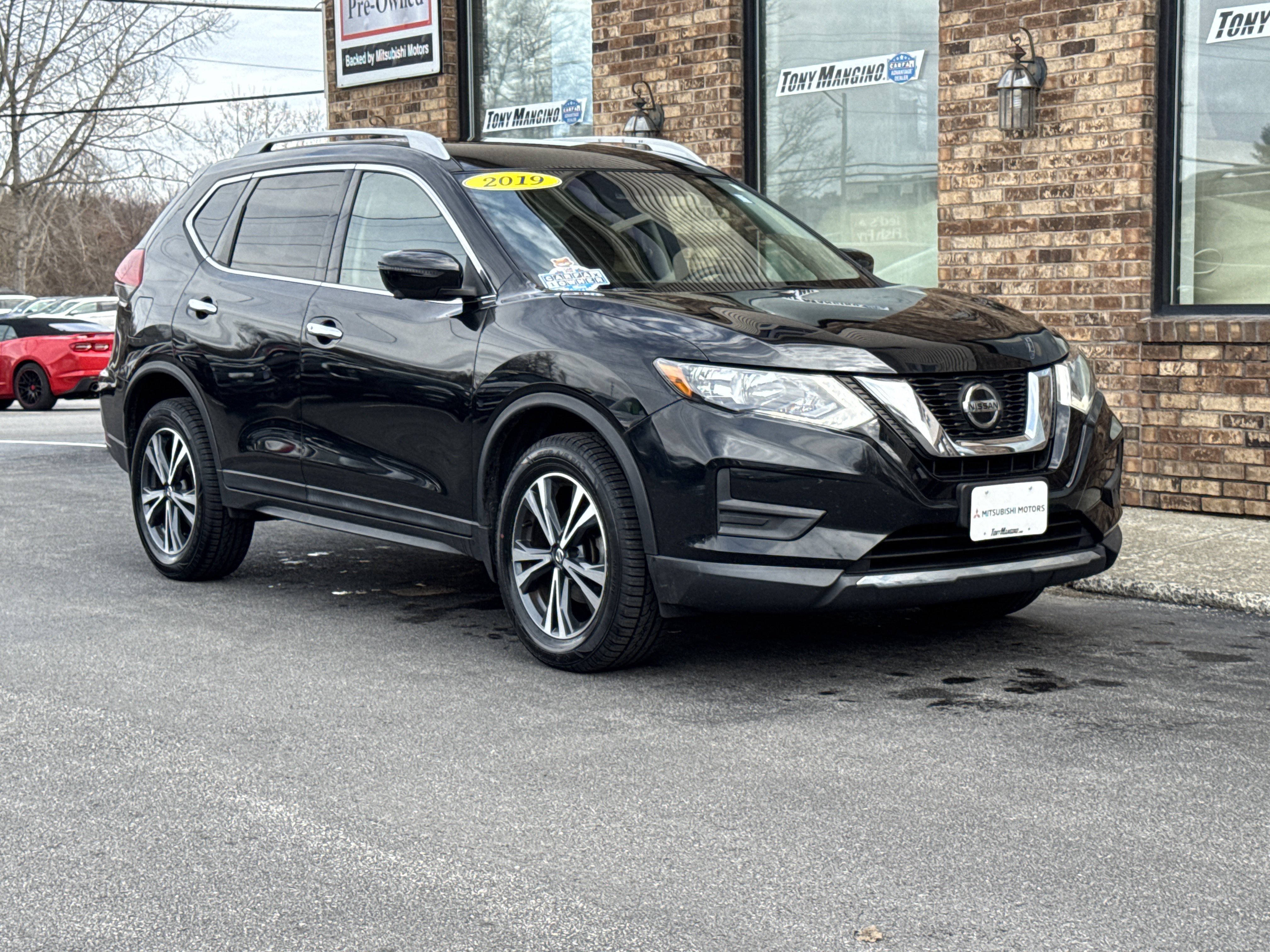 Used 2019 Nissan Rogue SV w/ Premium Package AWD/4WD image 8