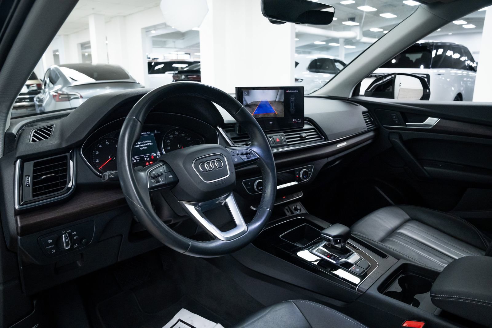 Used 2023 Audi Q5 2.0T Premium w/ Convenience Package AWD/4WD image 17