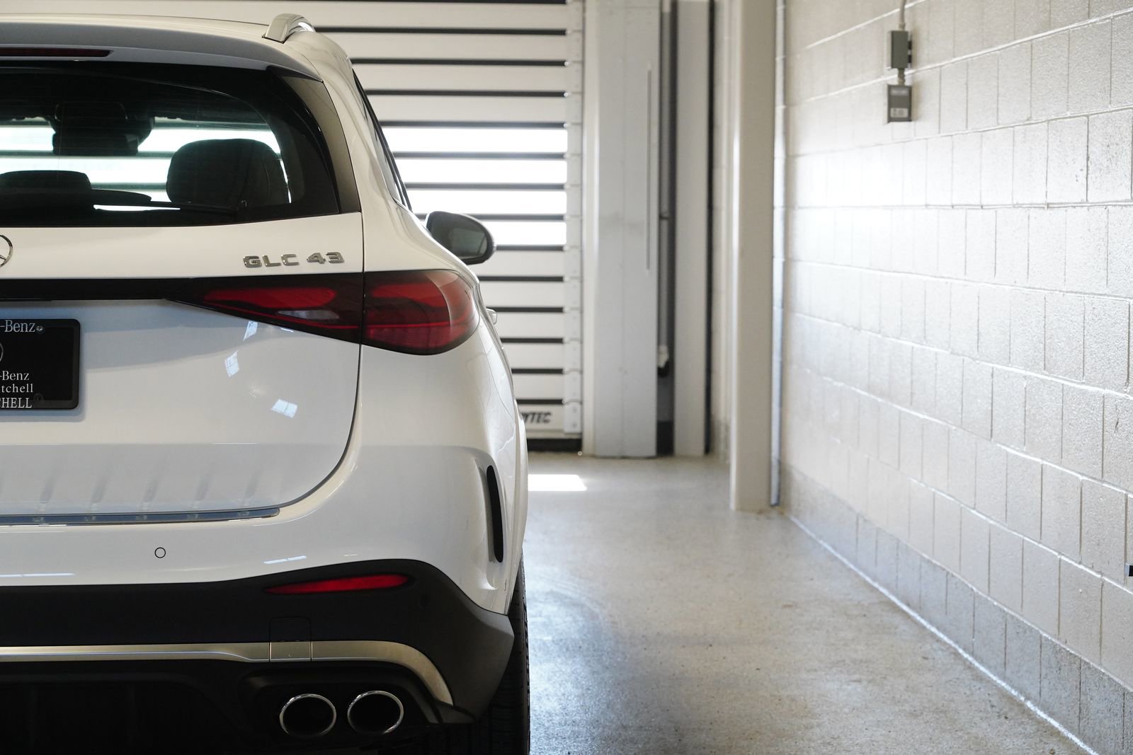 Used 2026 Mercedes-Benz GLC 43 AMG 4MATIC image 11