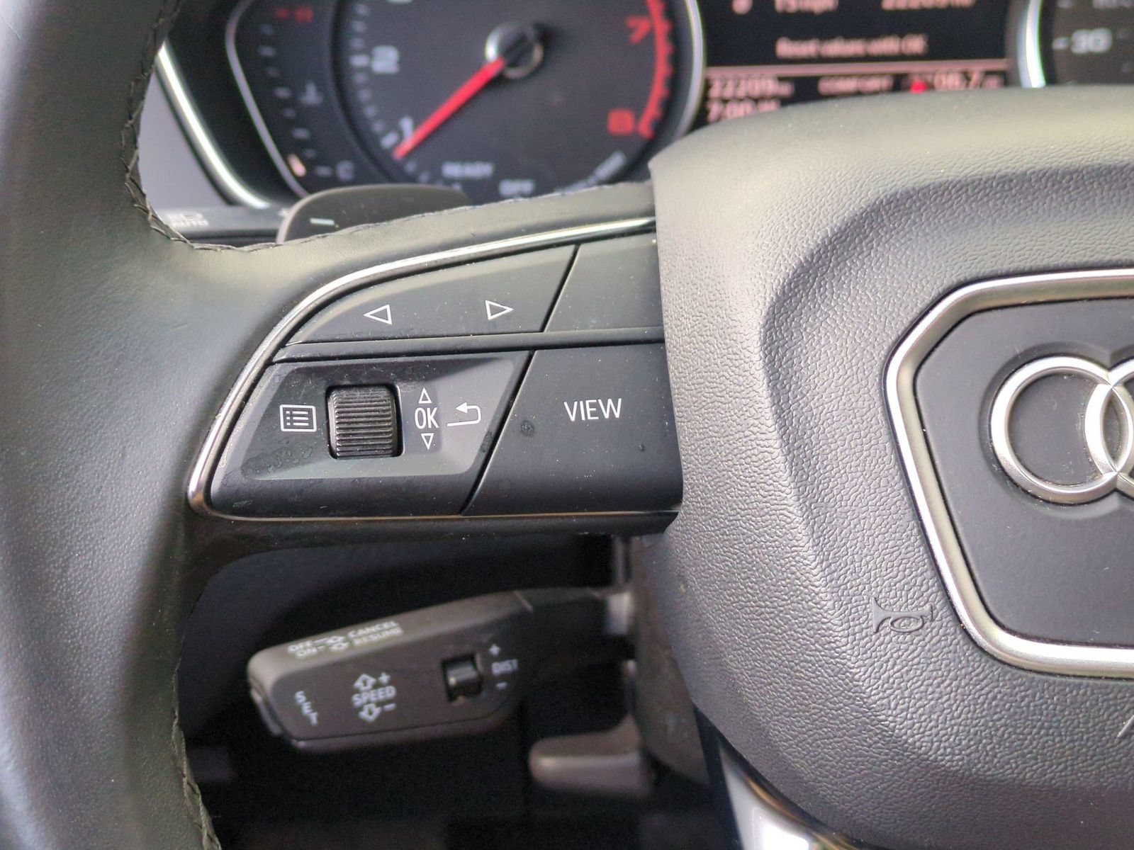 Used 2023 Audi Q5 Premium w/ Convenience Package AWD/4WD image 10
