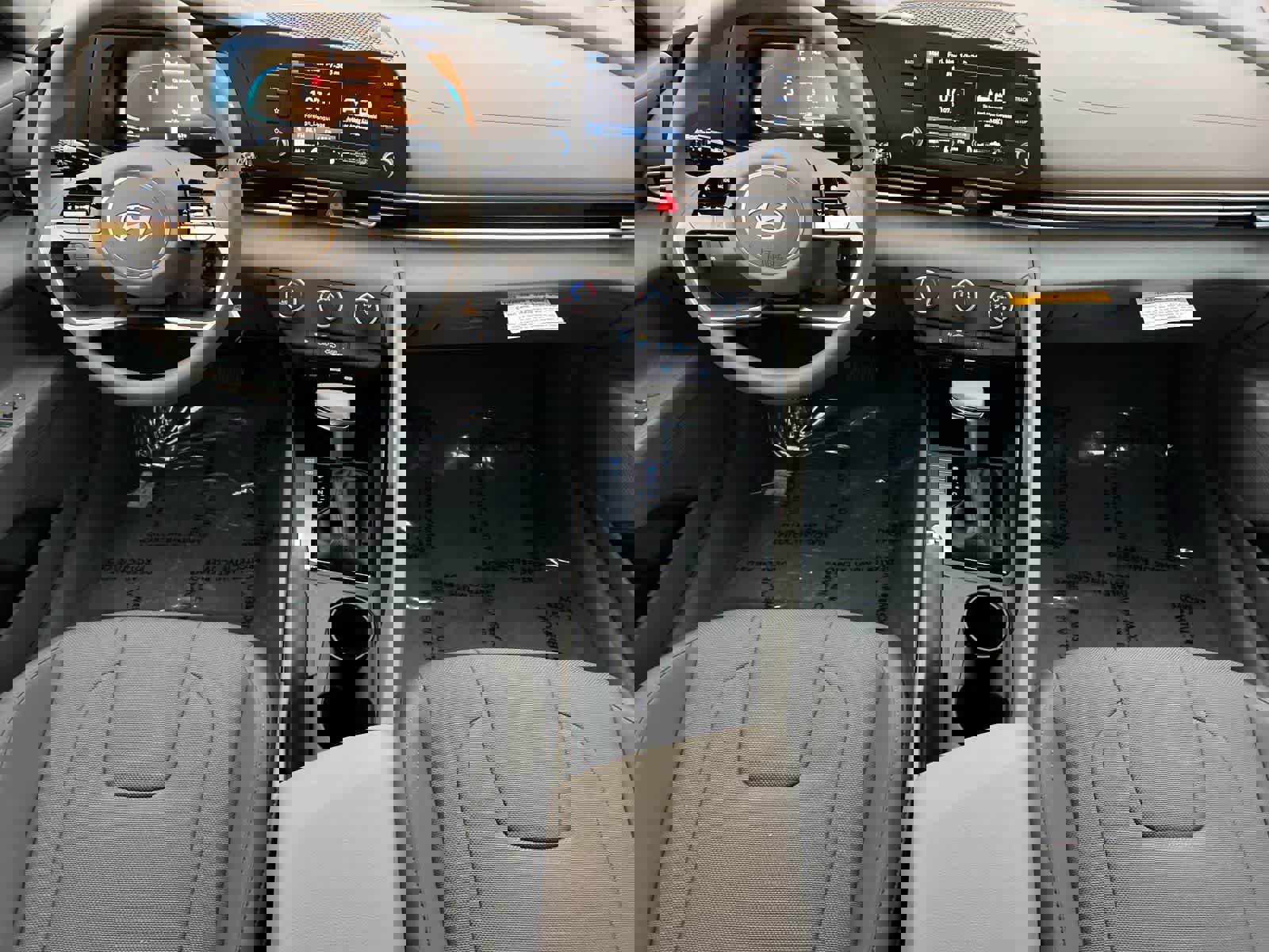 New 2026 Hyundai Elantra SE image 4