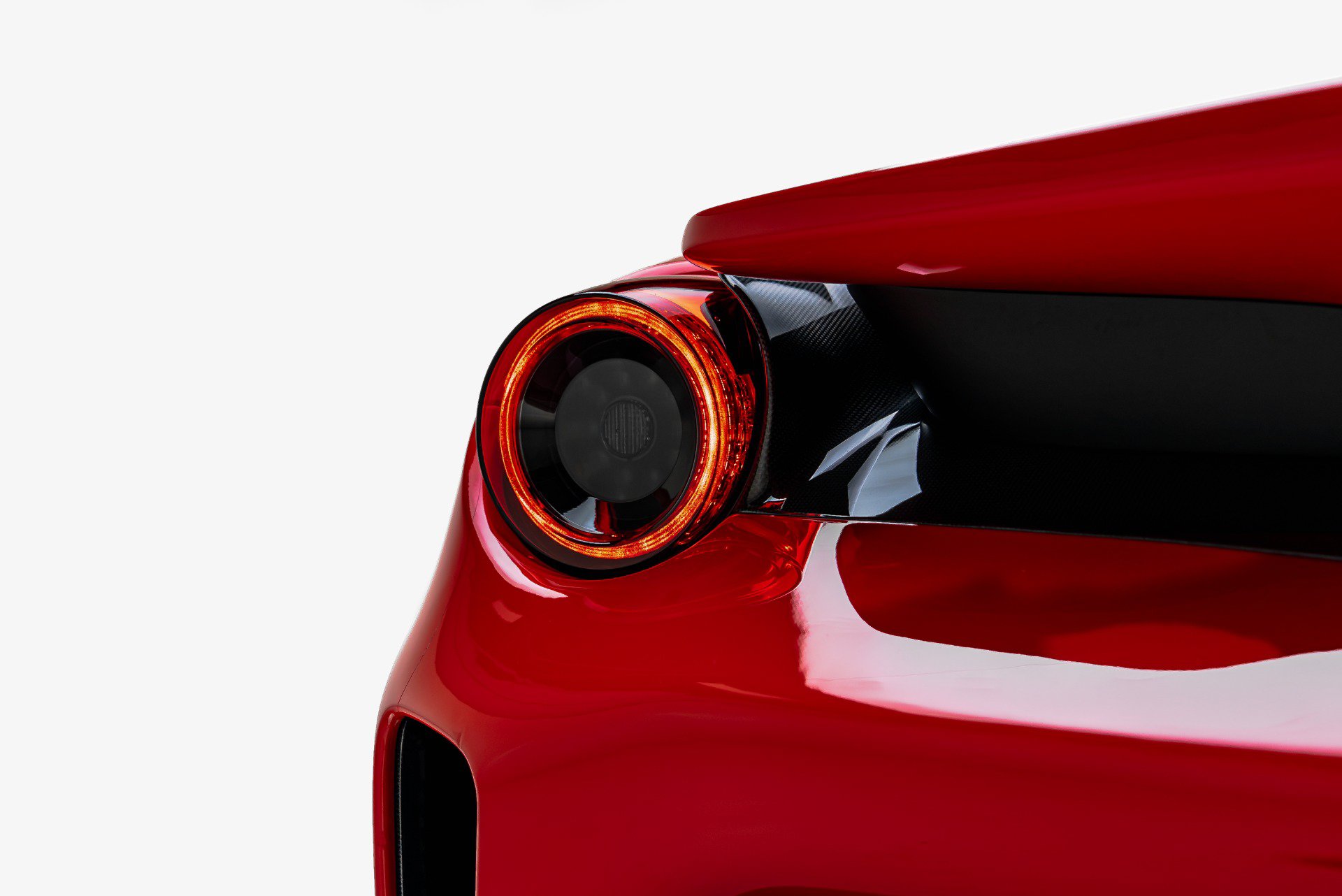 Used 2019 Ferrari 488 Pista Coupe RWD image 31