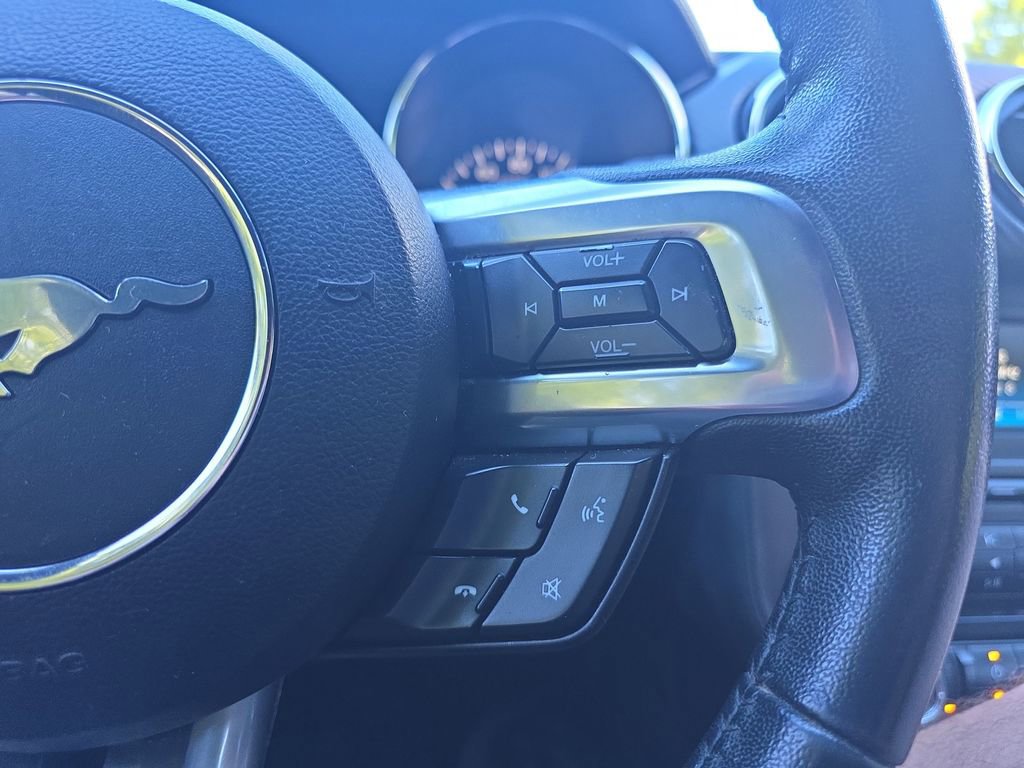 Used 2017 Ford Mustang Coupe RWD image 23