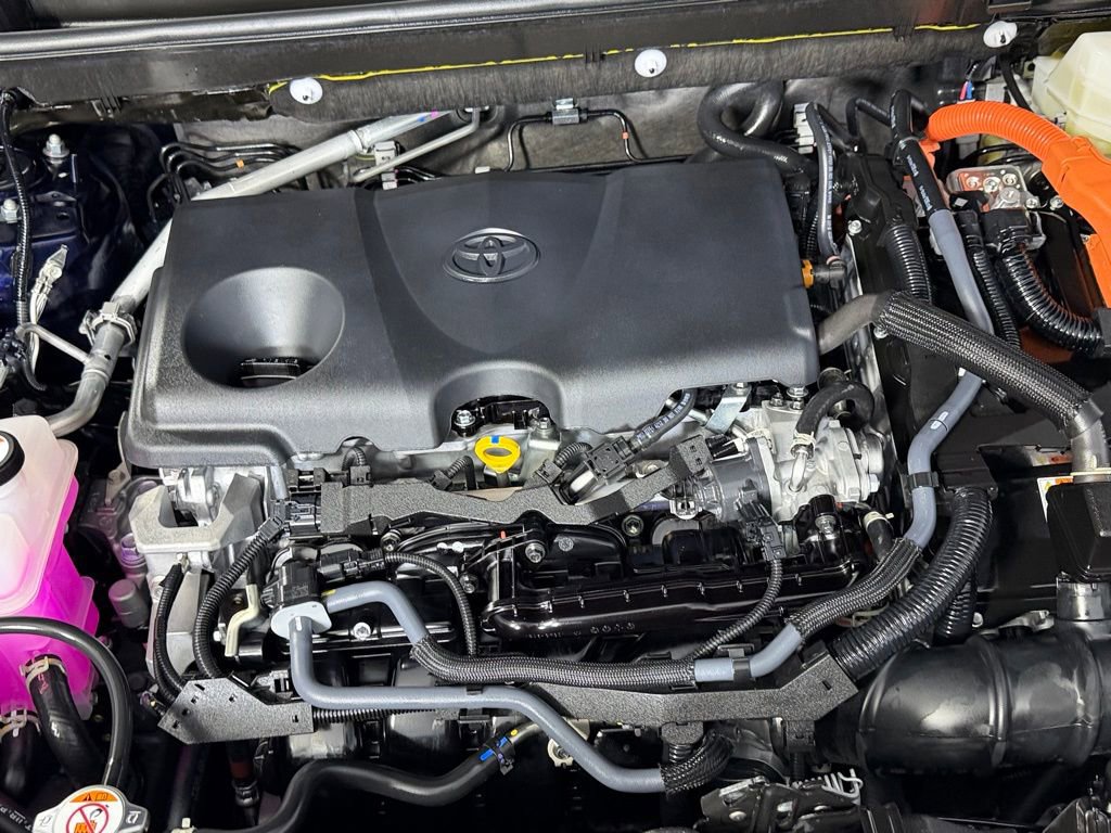 Used 2025 Toyota RAV4 Limited w/ Advanced Technology Package image 32