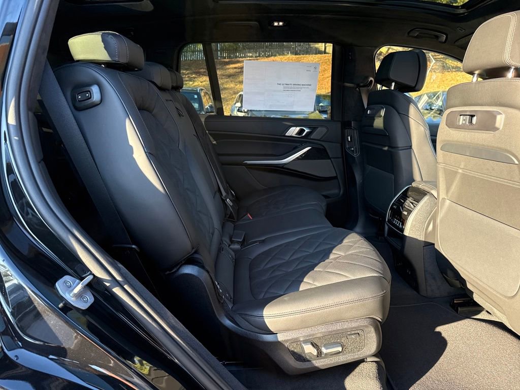 New 2026 BMW X7 xDrive40i w/ M Sport Package image 28