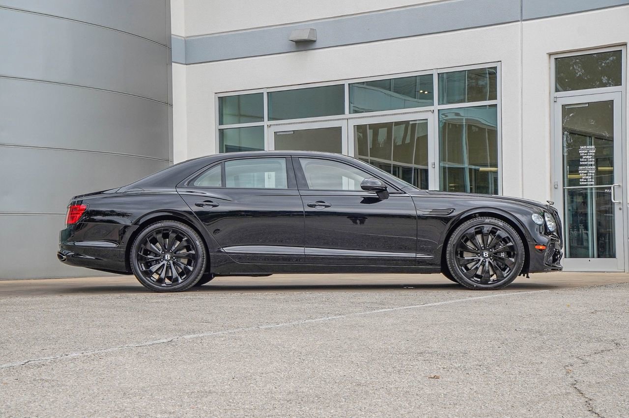 New 2026 Bentley Flying Spur Plug-In Hybrid image 5
