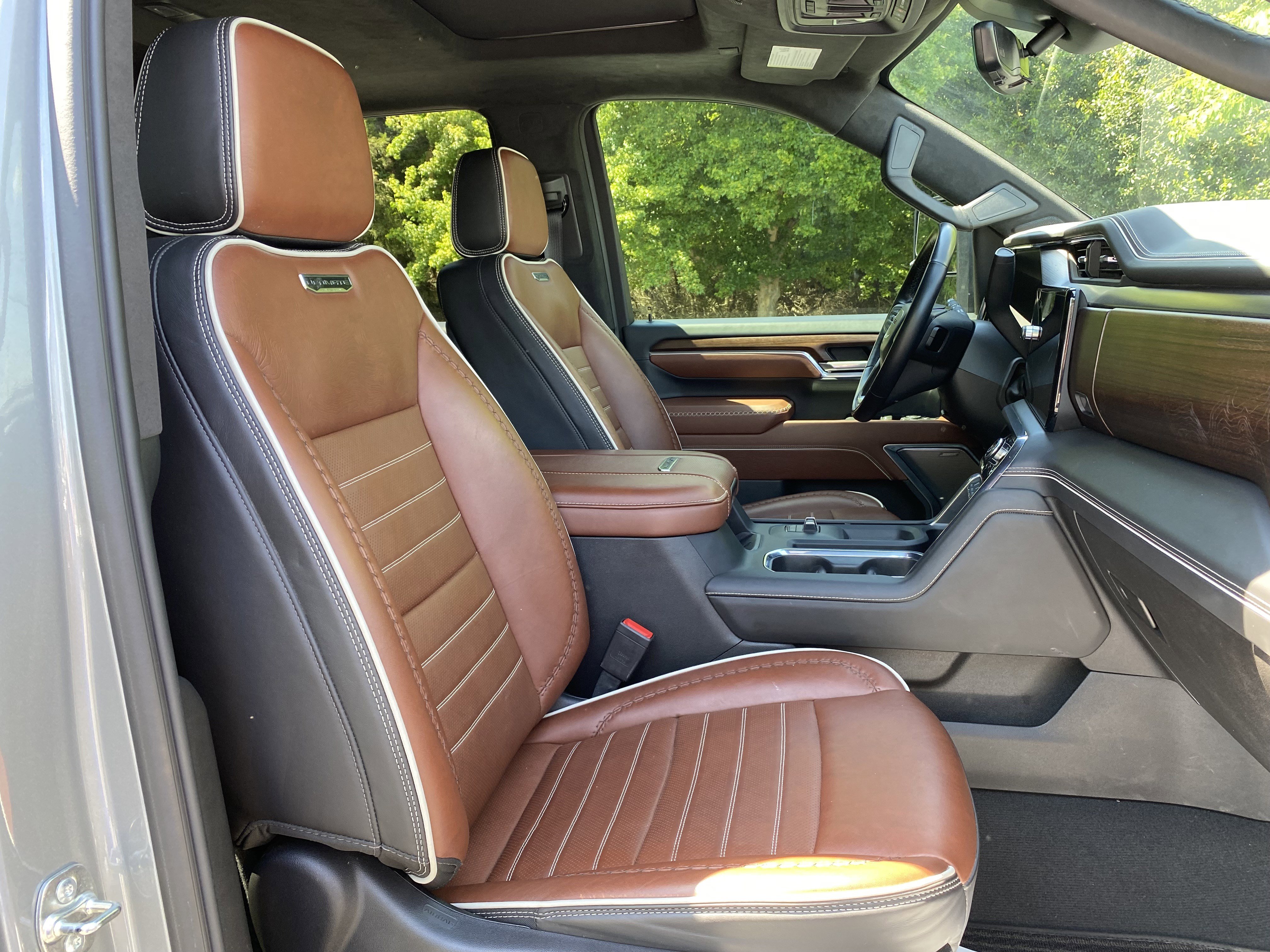 Used 2025 GMC Sierra 2500 Denali Ultimate image 39