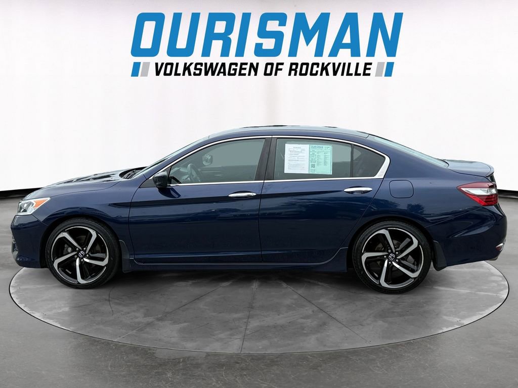 Used 2016 Honda Accord Sport image 3