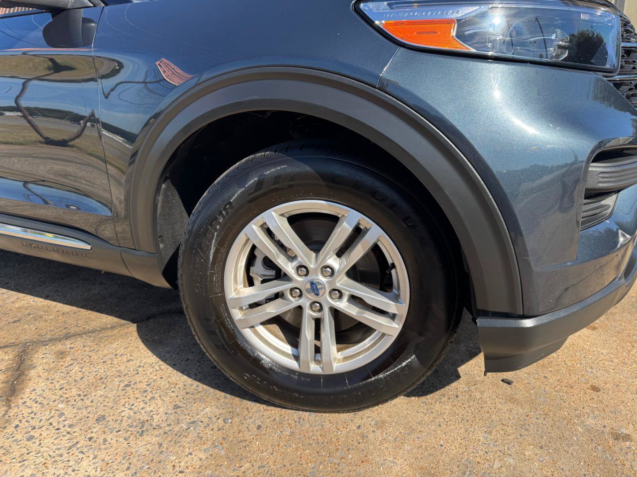 Used 2022 Ford Explorer XLT RWD image 16