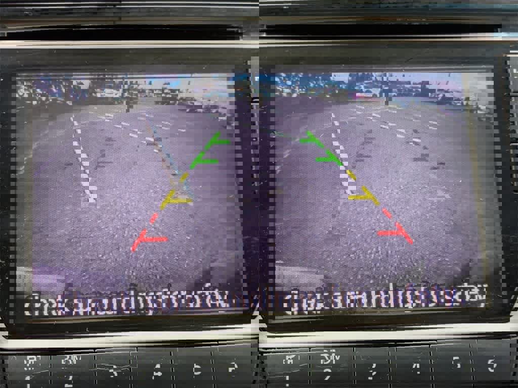 Used 2015 Nissan Frontier SV w/ SV Value Truck Package image 21