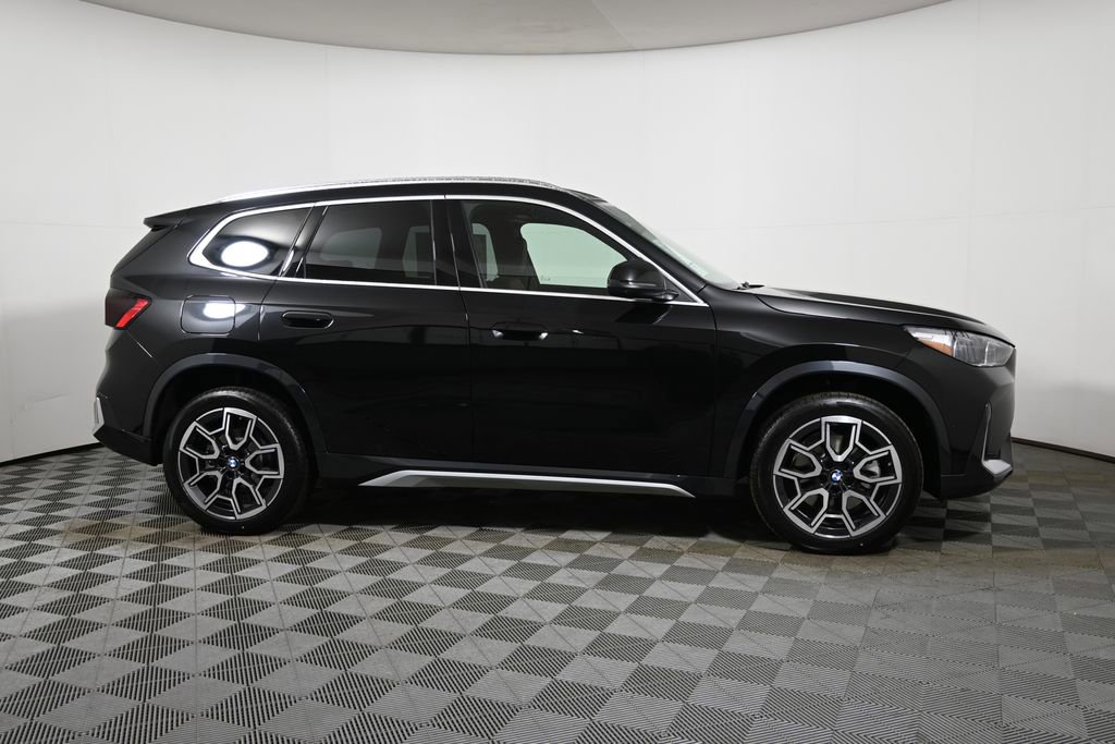 Used 2026 BMW X1 xDrive28i w/ Technology Package image 8