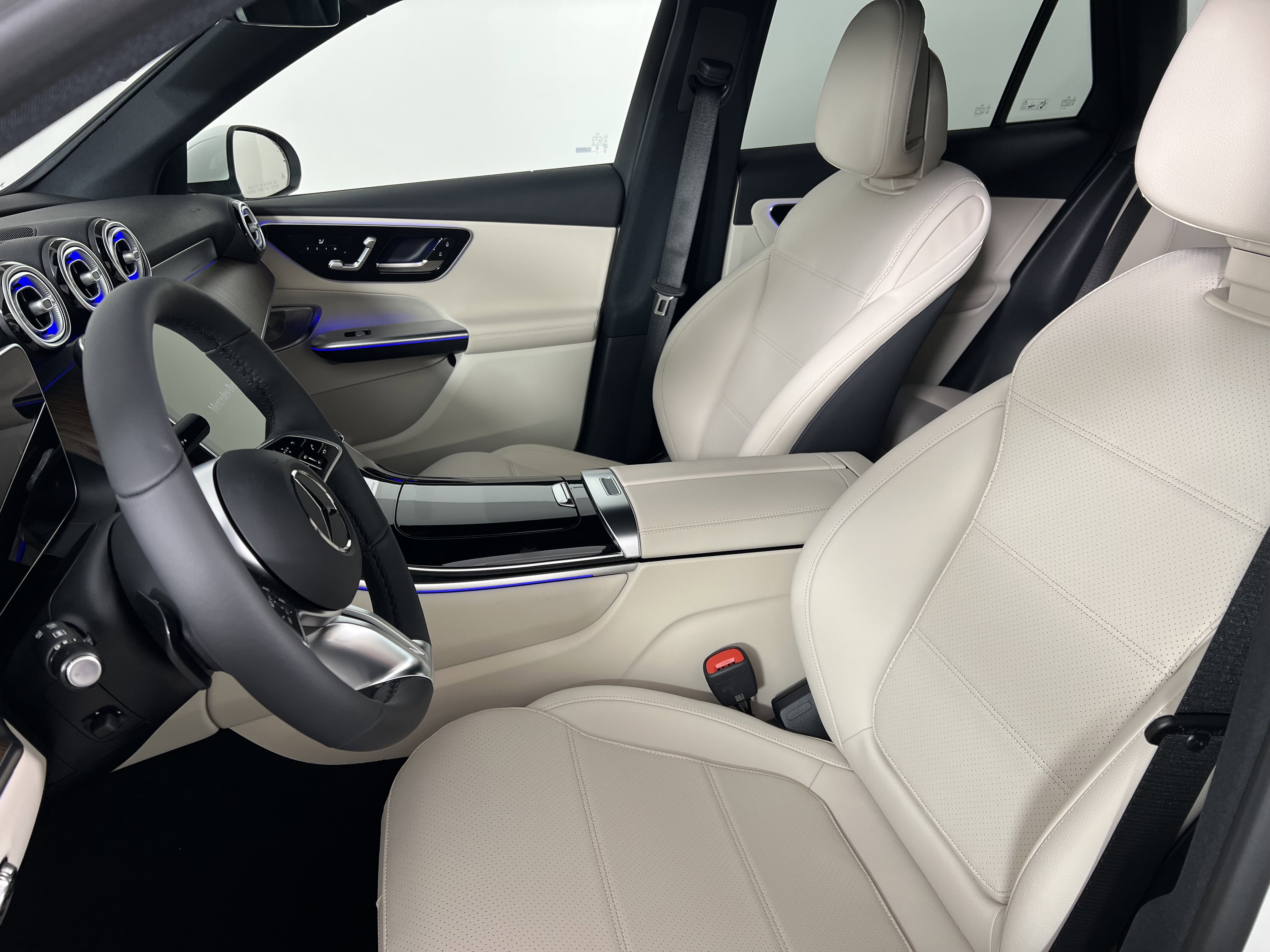 New 2026 Mercedes-Benz GLC 300 4MATIC image 15