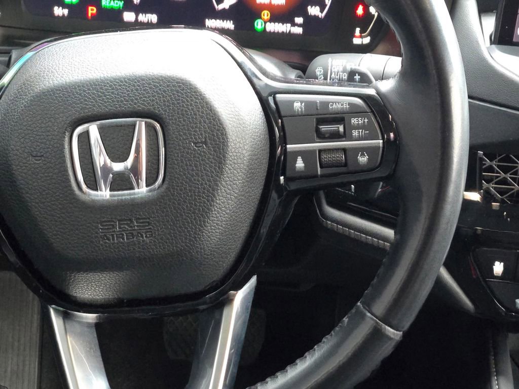 Used 2023 Honda Accord Touring image 16