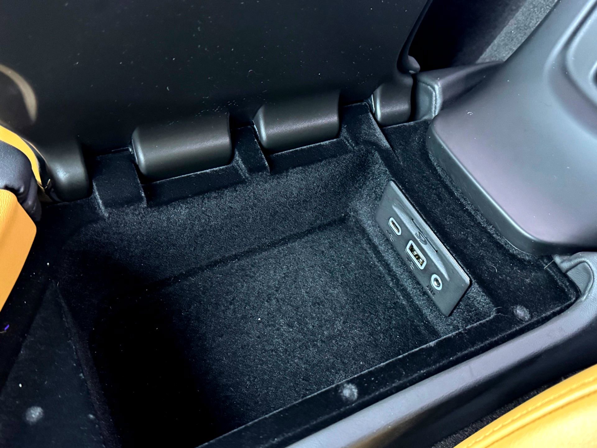 Used 2020 Chevrolet Corvette Stingray Preferred Conv w/ 2LT Preferred Equipment Group image 41