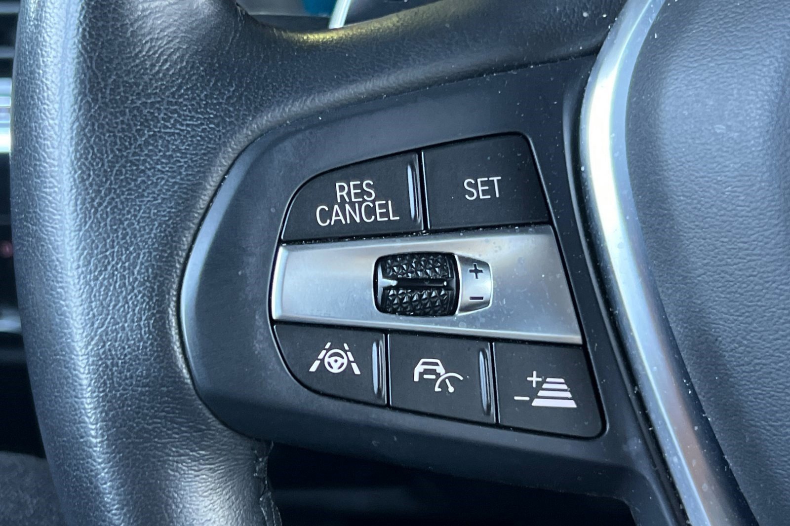 Used 2020 BMW X3 xDrive30e image 31