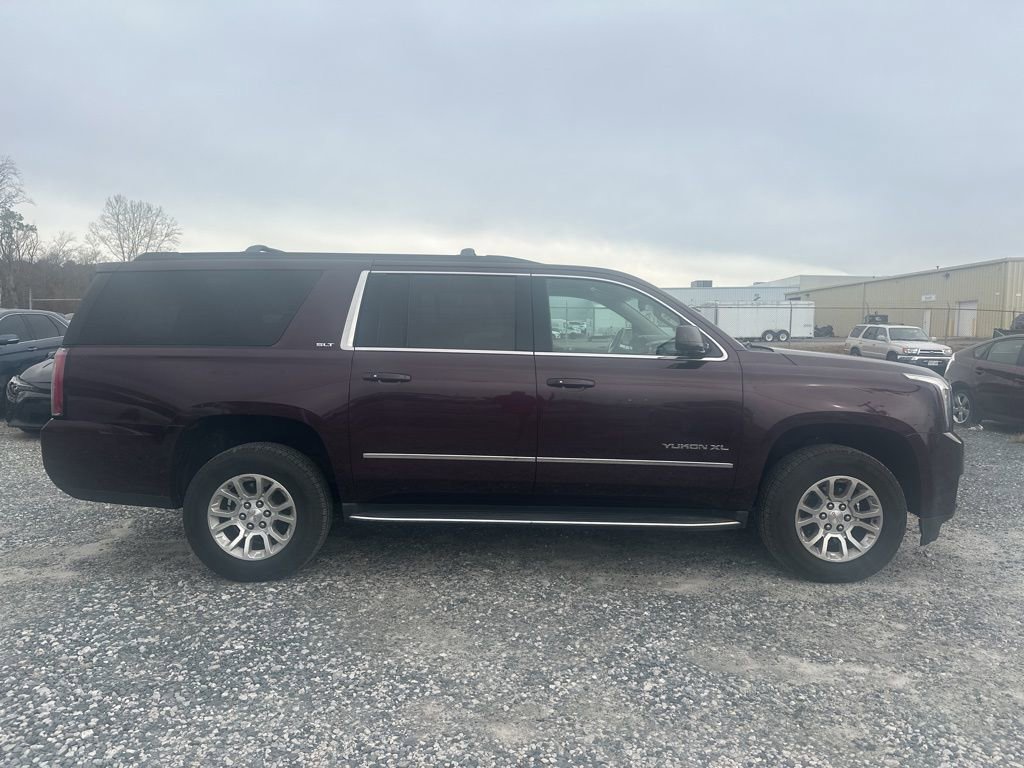 Used 2017 GMC Yukon XL SLT image 6