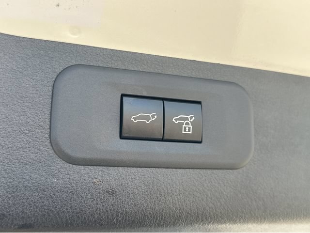 Certified 2026 Lexus TX 500h AWD w/ Technology Package image 21