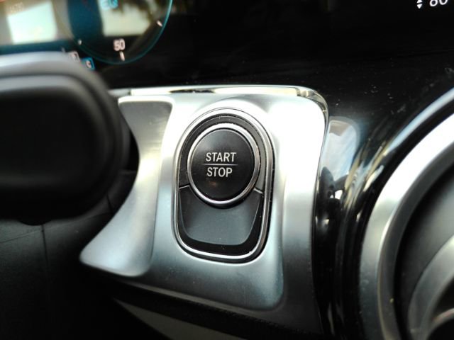 Used 2022 Mercedes-Benz EQB 300 4MATIC image 43