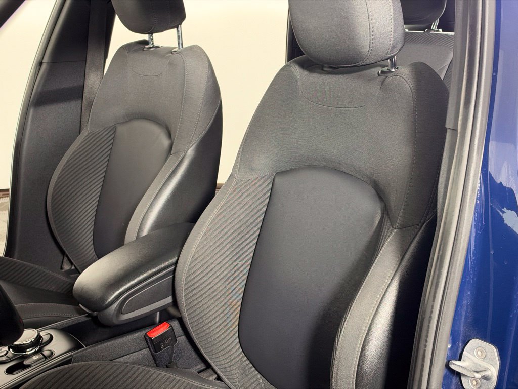 Used 2019 MINI Cooper Countryman SE w/ Signature Upholstery Package AWD/4WD image 26