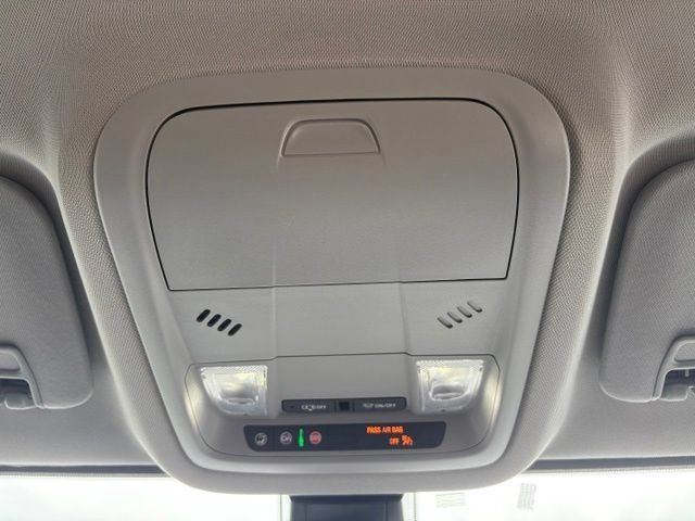 Used 2022 GMC Acadia SLE w/ LPO, Floor Liner Package FWD image 28