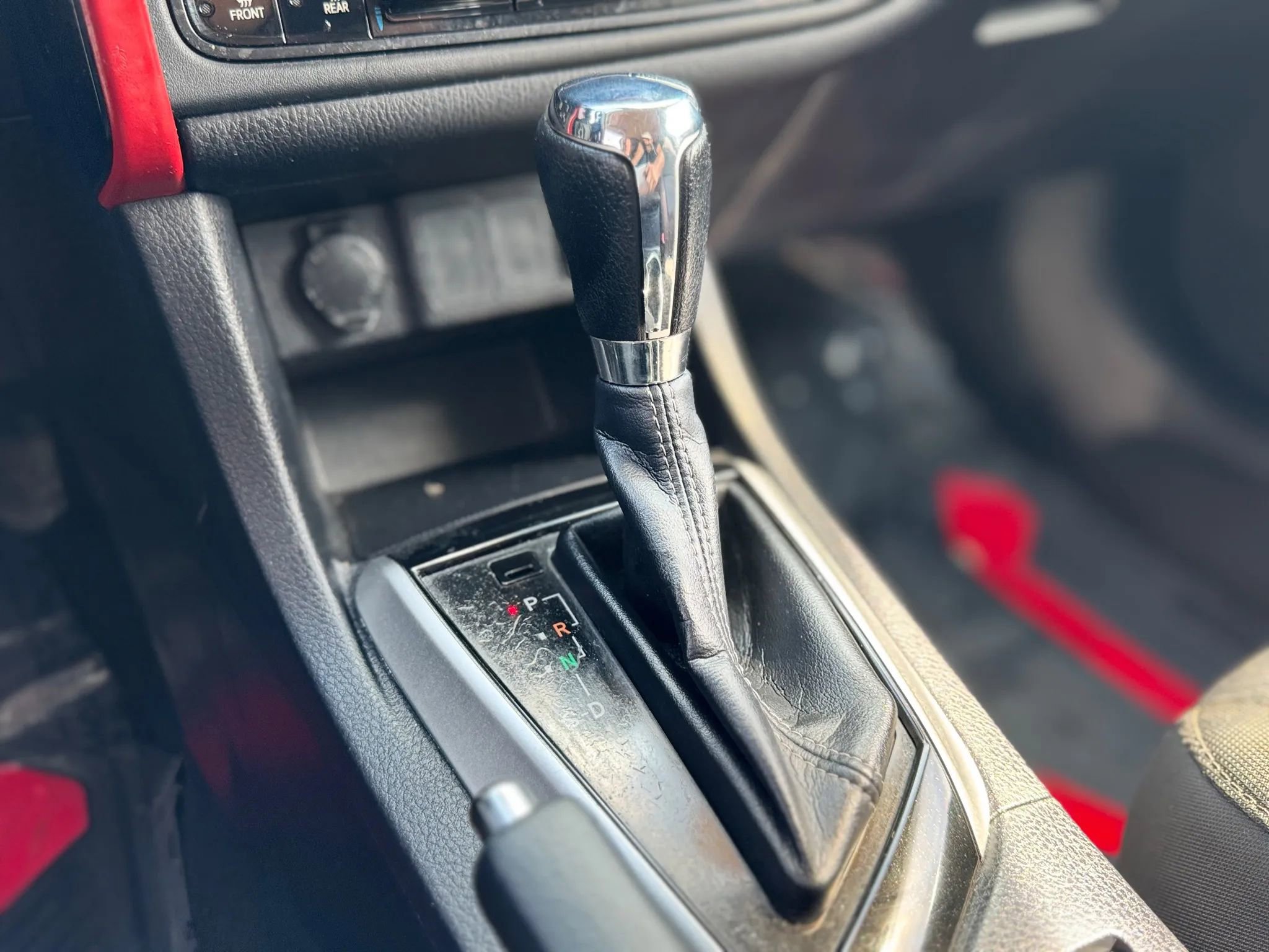 Used 2017 Toyota Corolla LE image 26