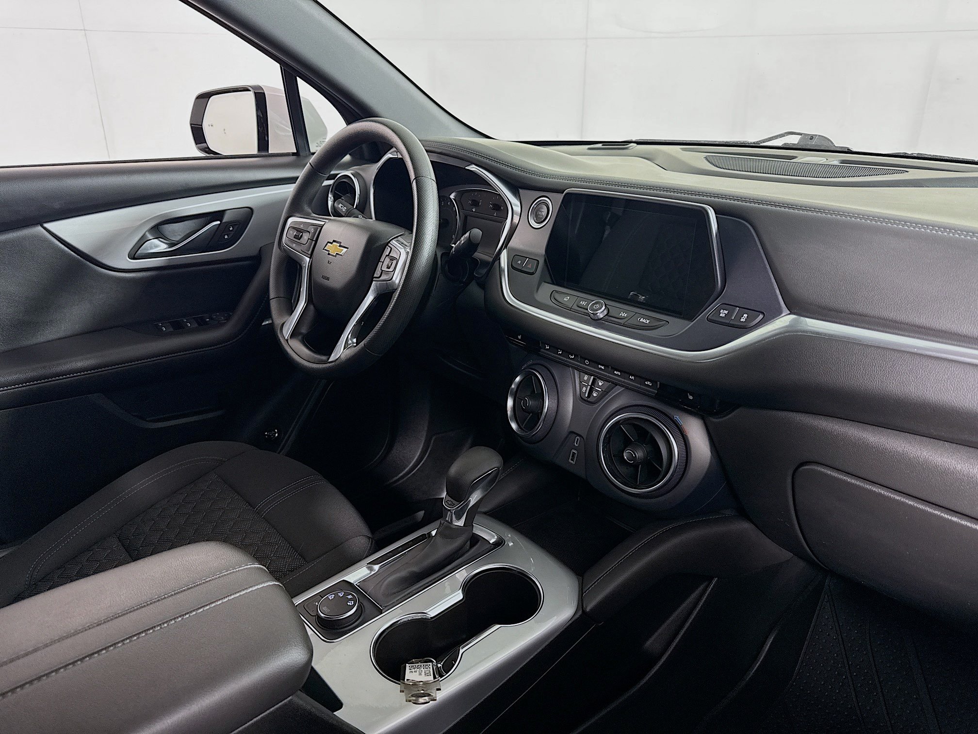 Used 2022 Chevrolet Blazer LT AWD/4WD image 28