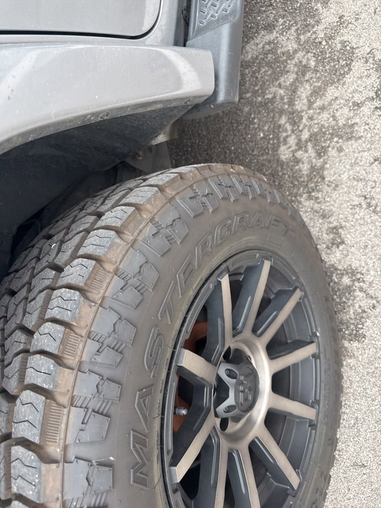 Used 2016 Jeep Wrangler Unlimited Sahara w/ Connectivity Group image 20