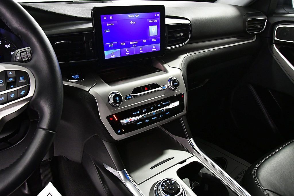 Used 2023 Ford Explorer XLT w/ Equipment Group 202A image 23