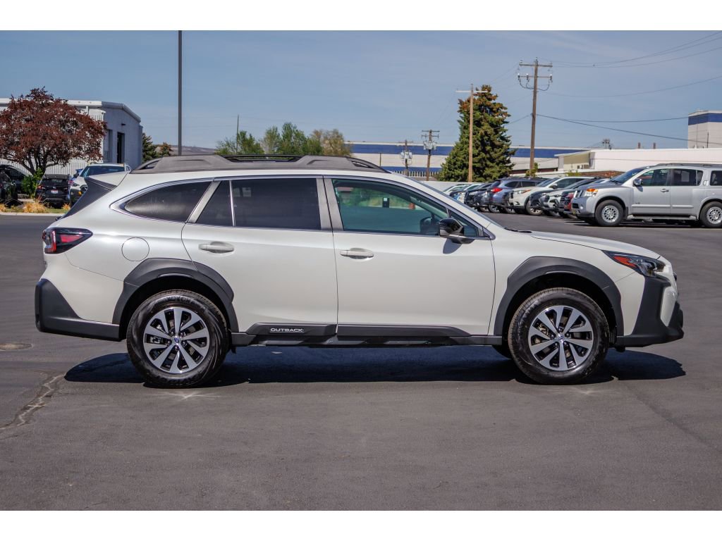 Certified 2025 Subaru Outback Premium AWD/4WD image 2