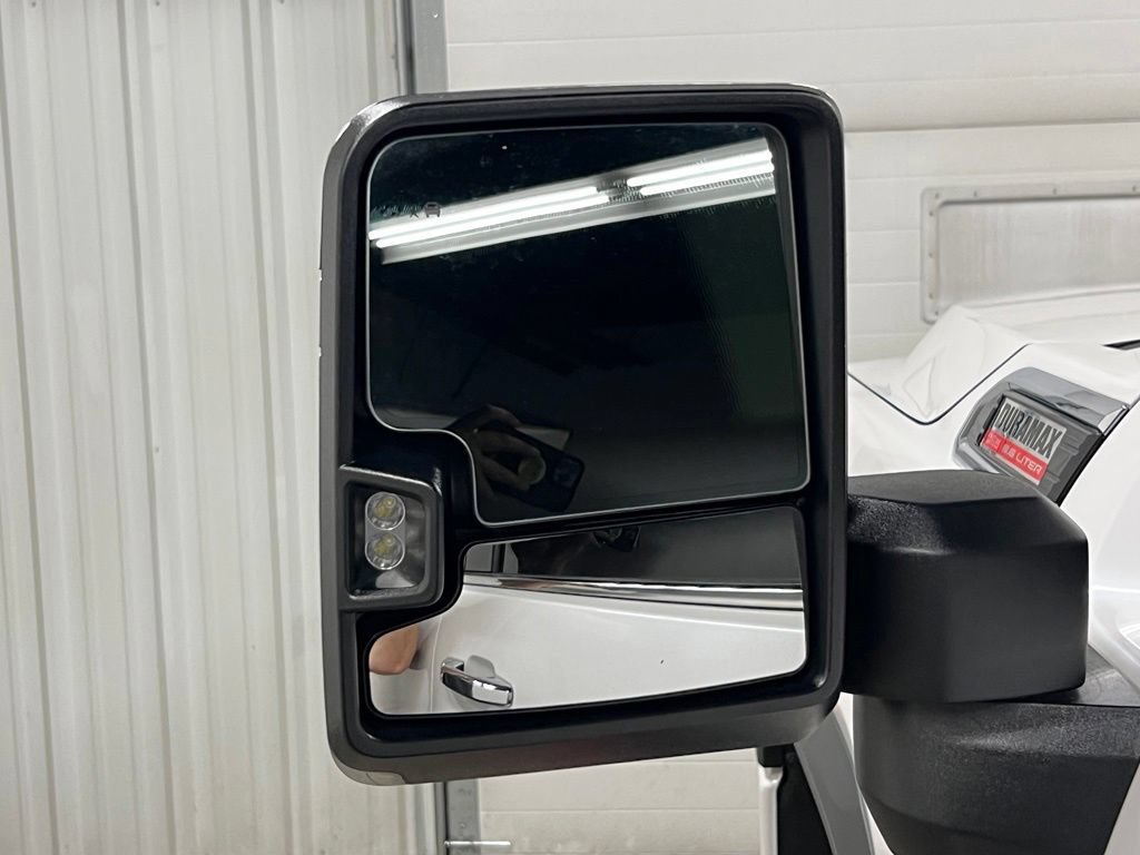 Used 2020 GMC Sierra 2500 Denali w/ Denali Ultimate Package AWD/4WD image 17