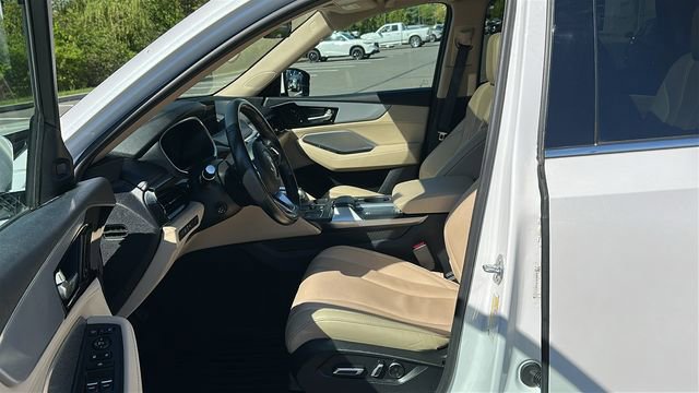 Certified 2023 Acura MDX SH-AWD w/ Technology Package image 10