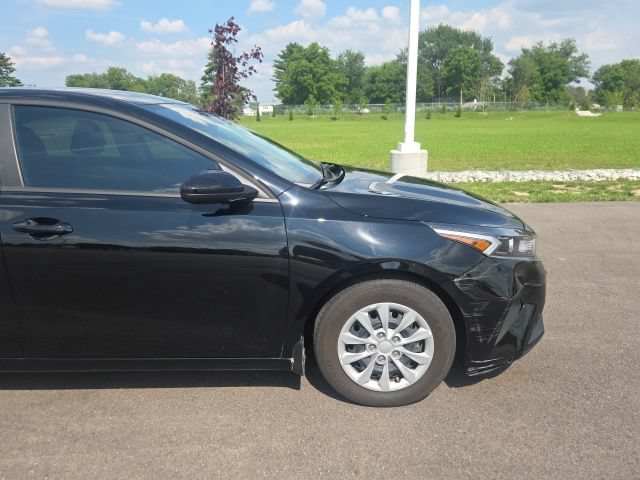 Used 2024 Kia Forte LX FWD image 5