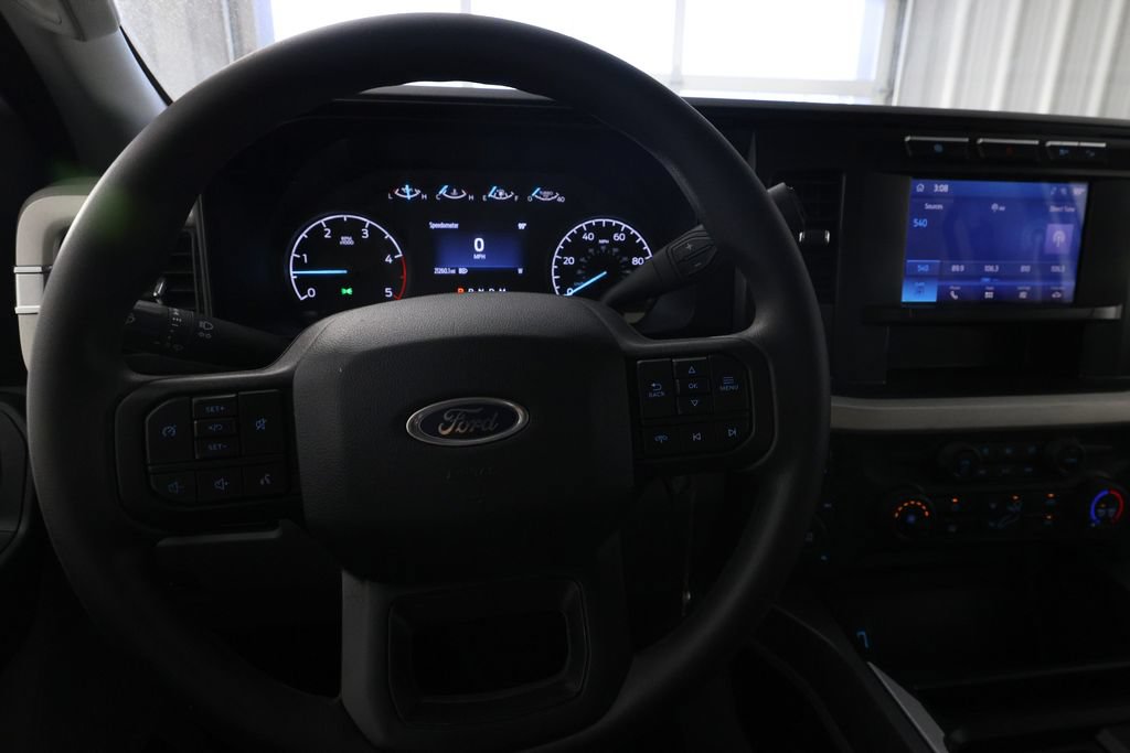 Used 2024 Ford F250 XLT w/ FX4 Off-Road Package AWD/4WD image 17