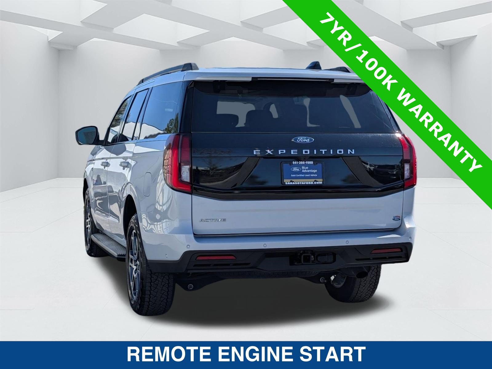 Certified 2025 Ford Expedition Active image 6