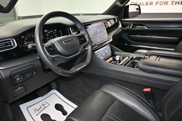Used 2023 Jeep Grand Wagoneer Series II AWD/4WD image 19